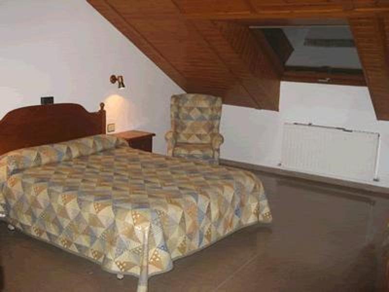Hotel Anaya Puente La Reina de Jaca Eksteriør billede