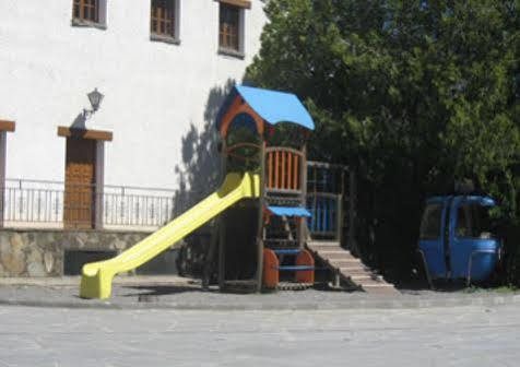 Hotel Anaya Puente La Reina de Jaca Eksteriør billede
